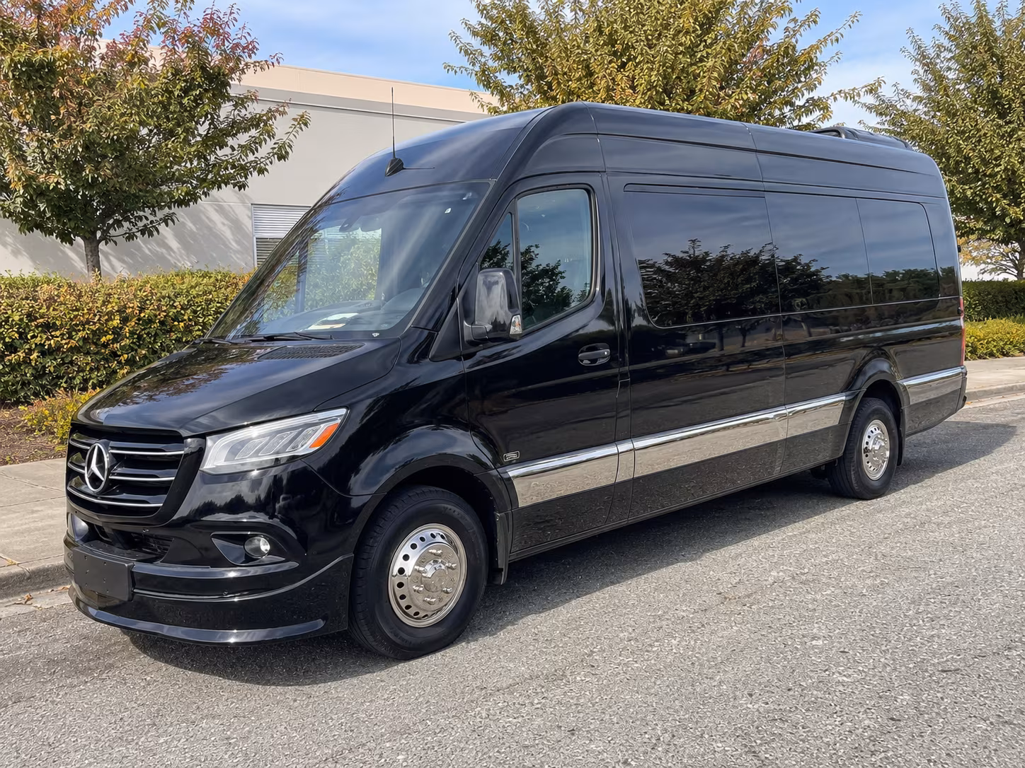 Meriden Airport Shuttles & Transportation