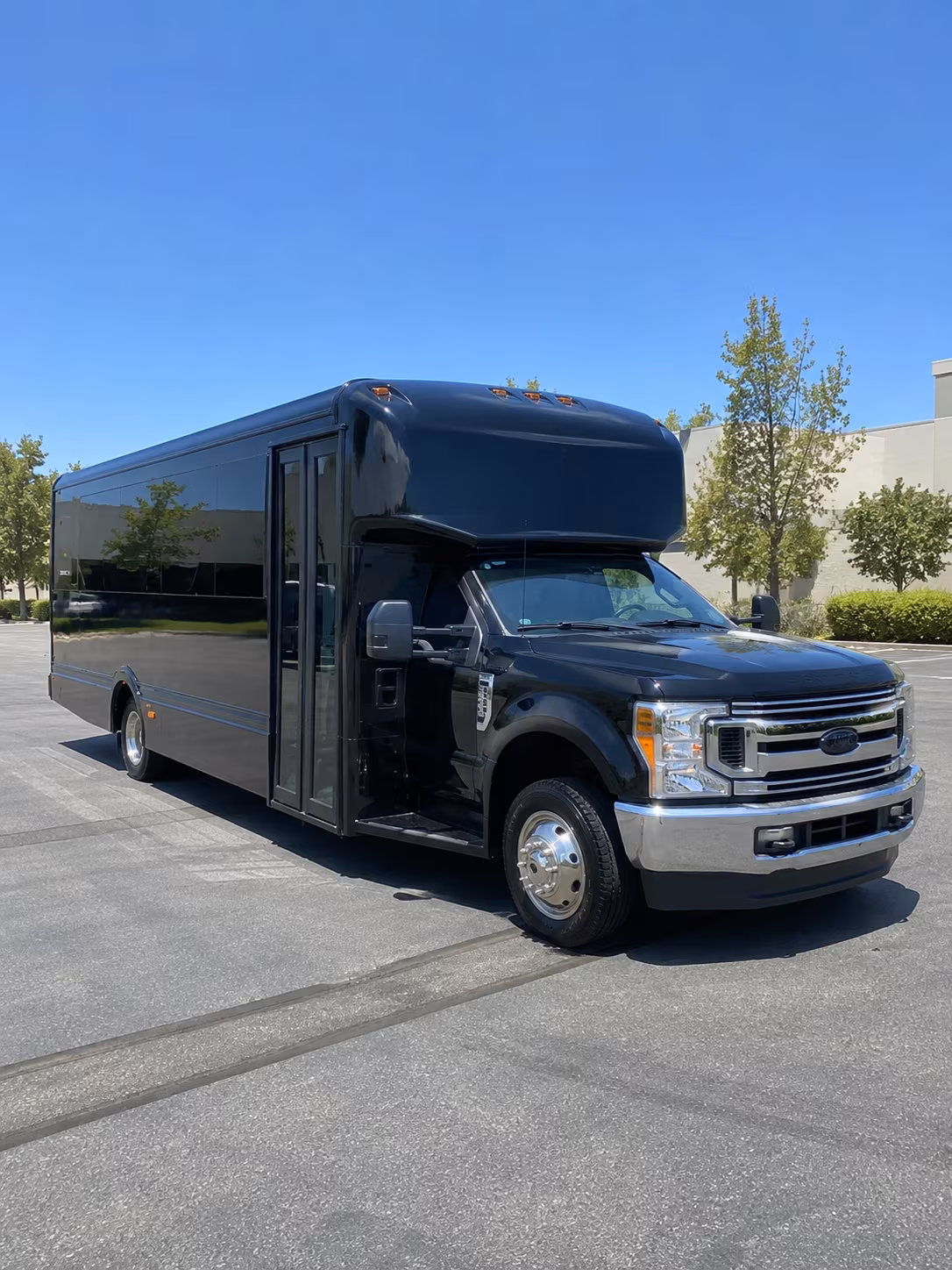 New Haven Birthday, Sweet 16, & Quinceañera Transportation party bus exterior