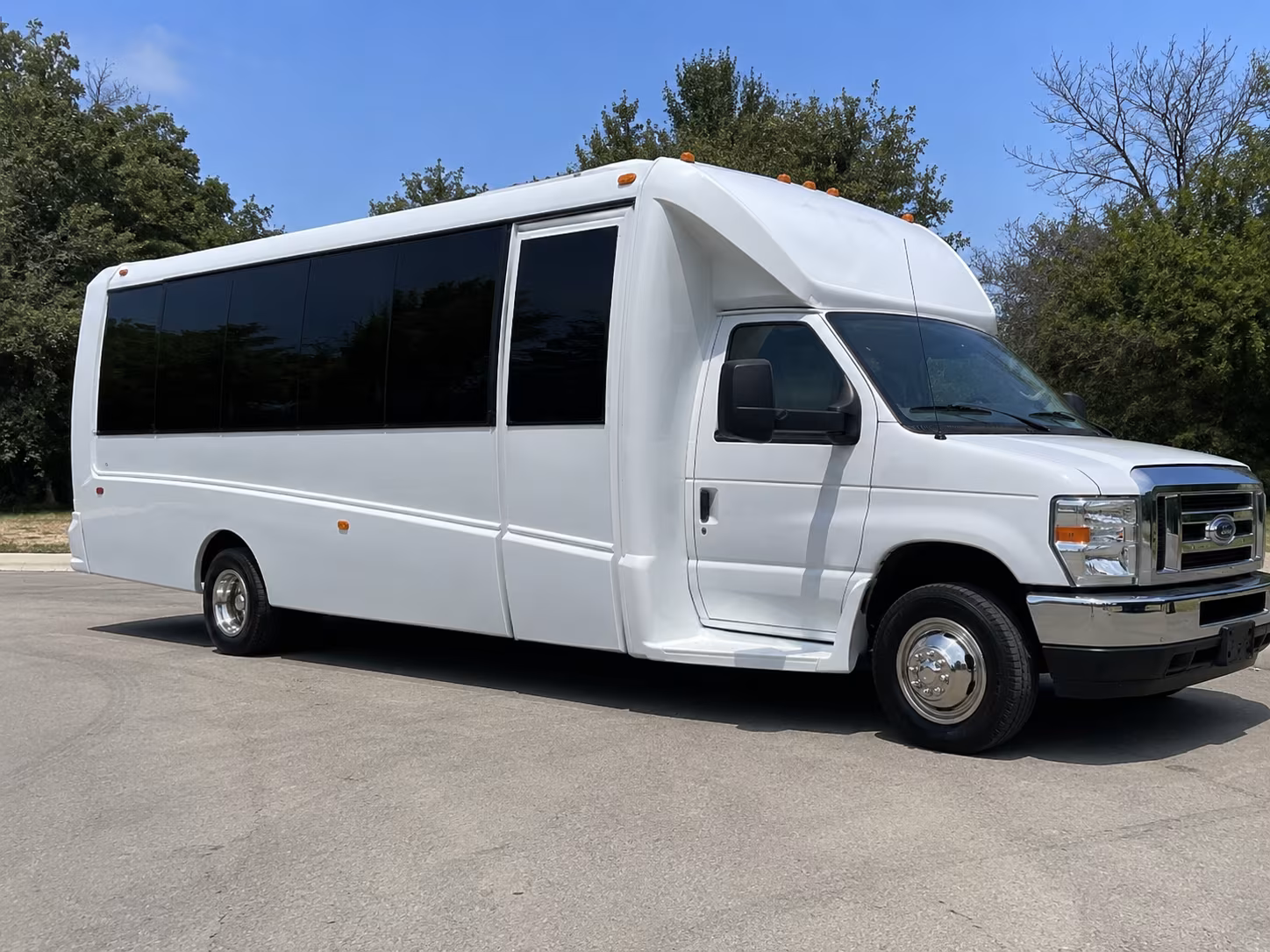 New Haven Prom & Homecoming Transportation onboard seating